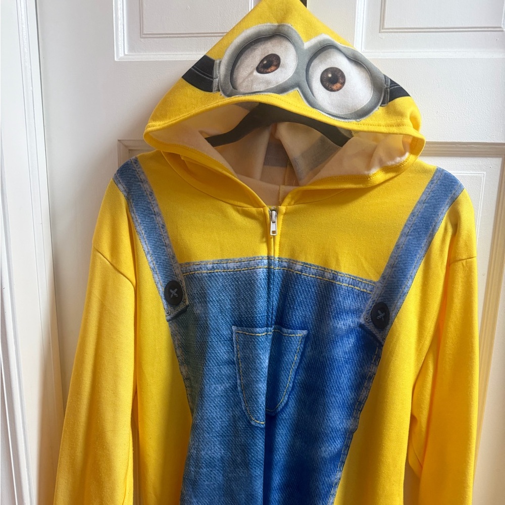 Men’s Minion Hoodie